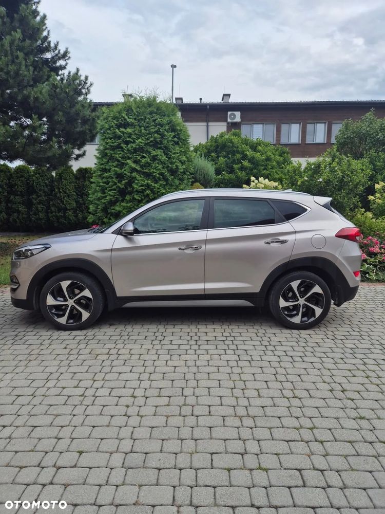Hyundai Tucson 1.7 CRDI BlueDrive Premium 2WD DCT - 1