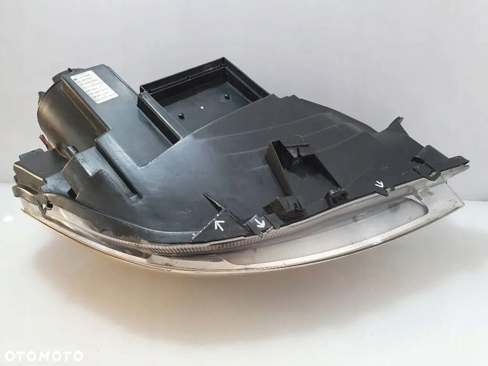 Citroen C8 2004 Lewa strona Lampa przednia REFLEKTOR XENON SOCZEWKA - 11