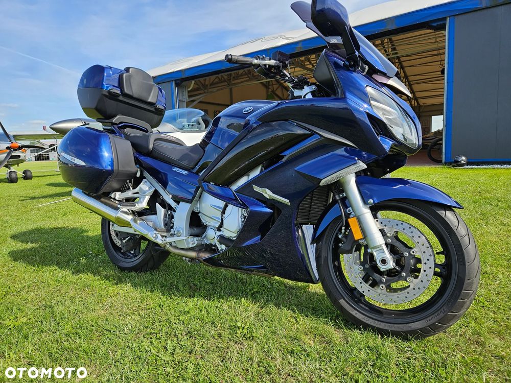 Yamaha FJR - 12