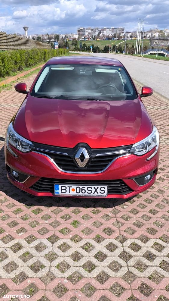 Renault Megane TCe Business - 8