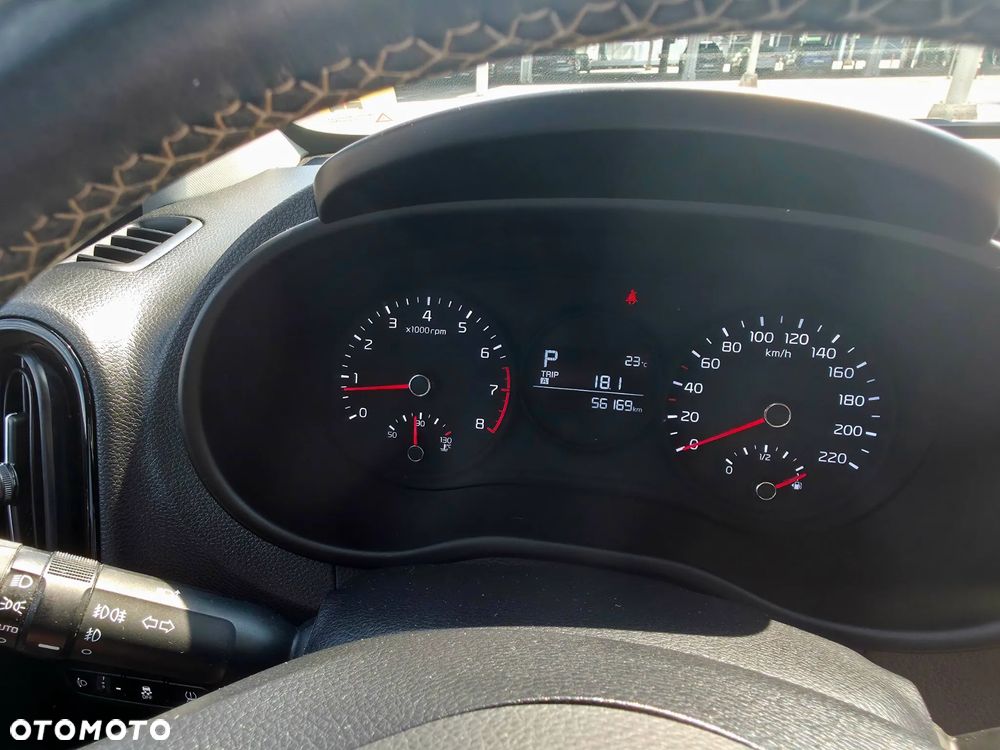Kia Picanto 1.2 L - 22
