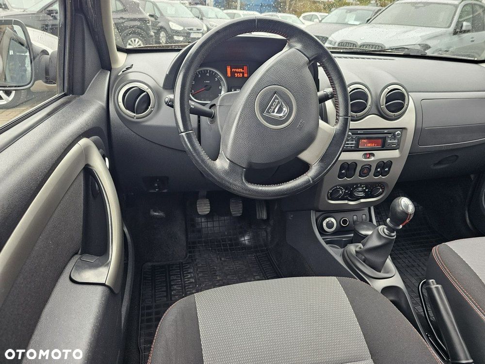 Dacia Duster 1.5 dCi Prestige 4WD - 30