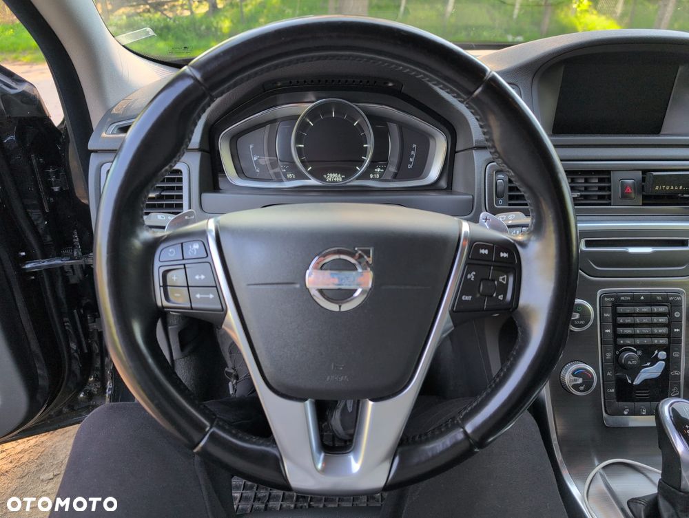 Volvo XC 70 D5 AWD Summum - 17