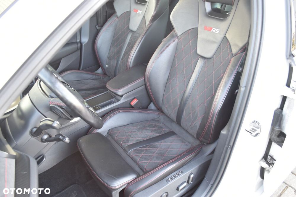 Skoda Octavia 2.0 TDI RS DSG - 30