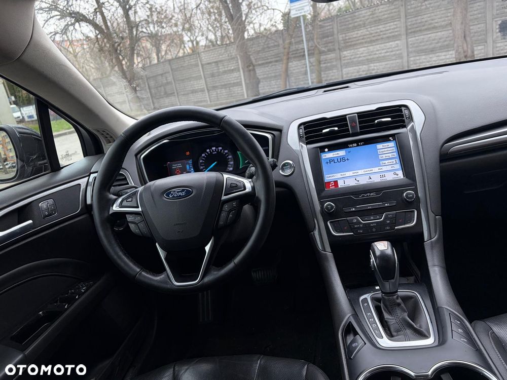 Ford Mondeo 2.0 Hybrid Titanium - 14