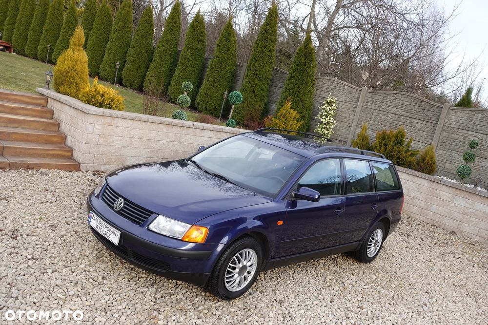 Volkswagen Passat - 13