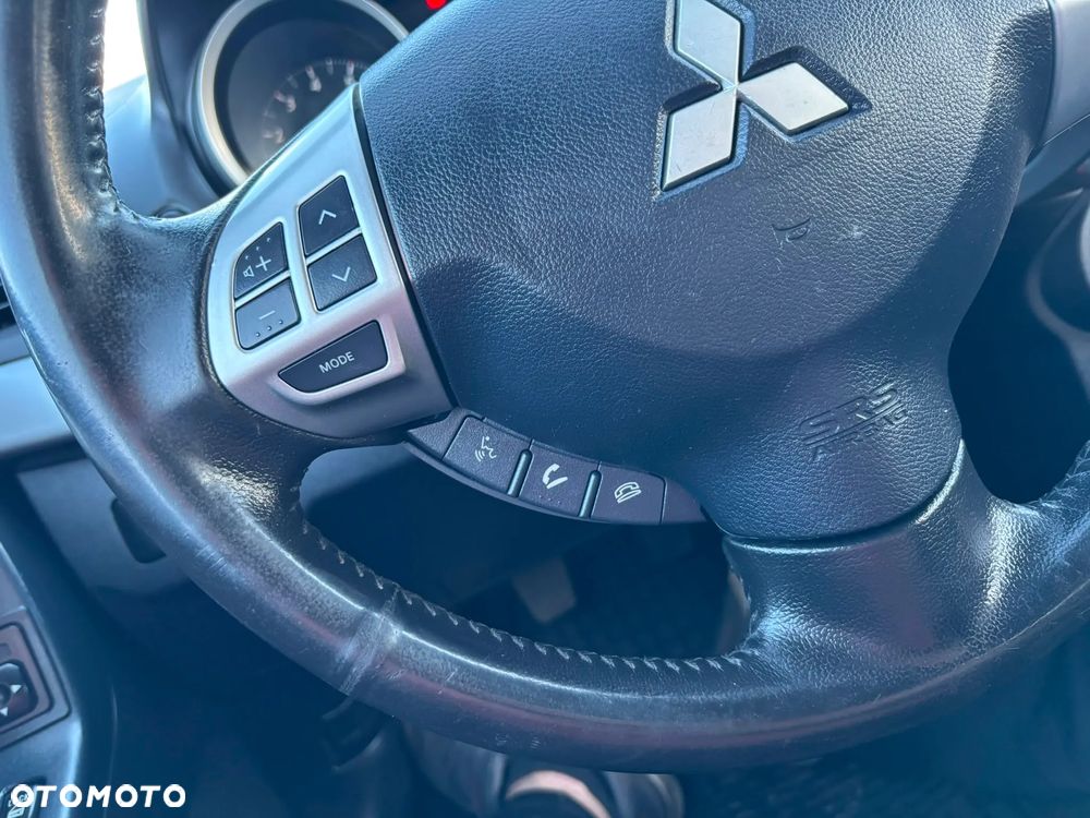 Mitsubishi Lancer 1.6 Invite - 18