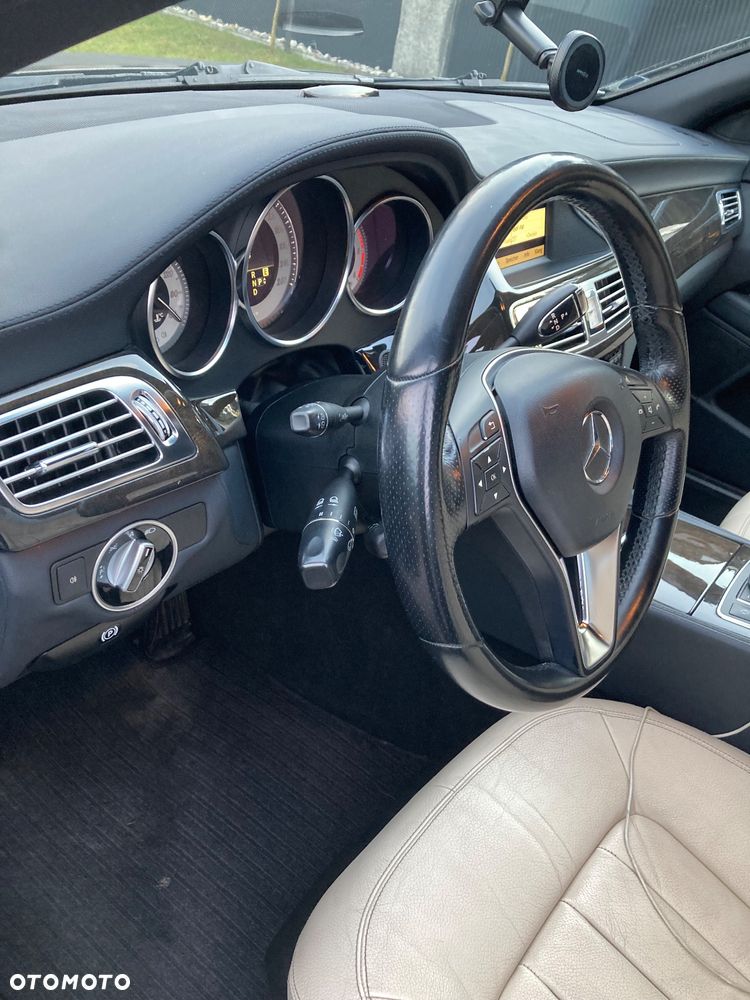 Mercedes-Benz CLS - 29