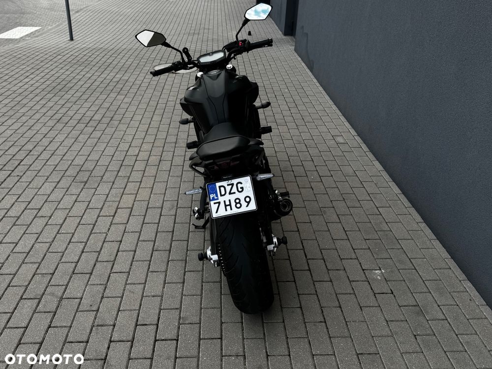 Yamaha MT - 9