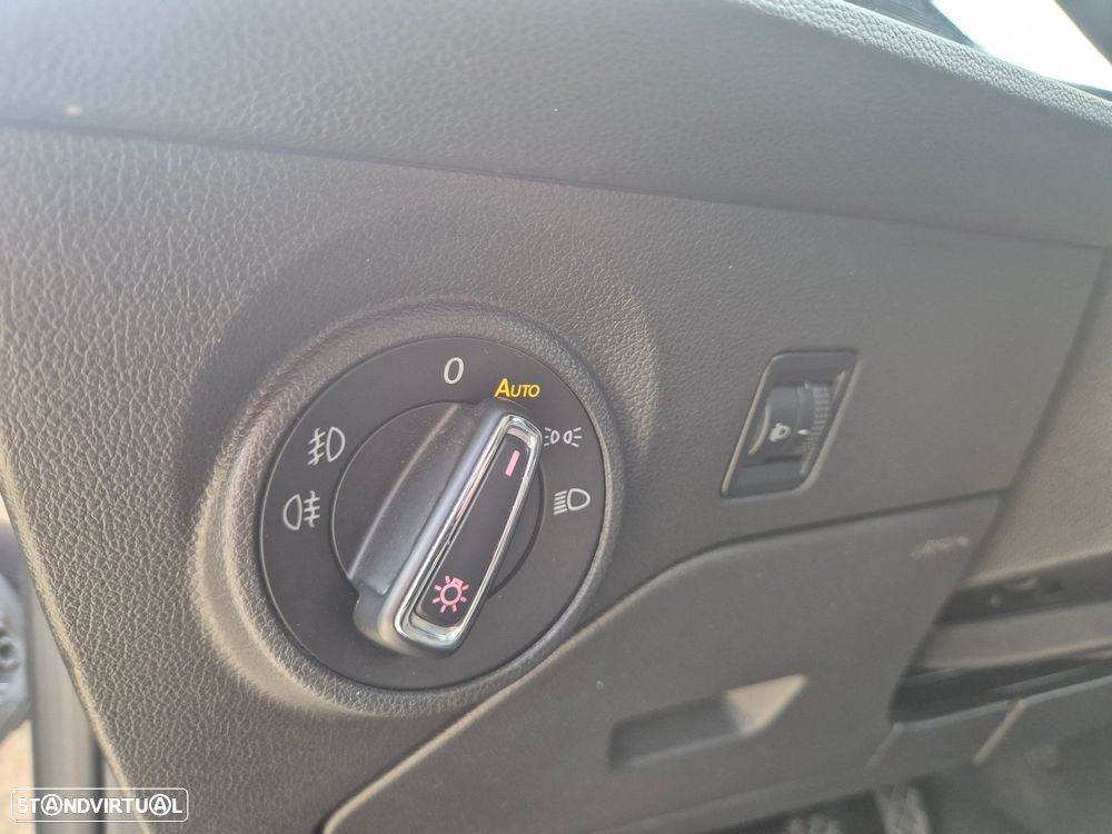 SEAT Leon ST 1.6 TDI Style Ecomotive - 15