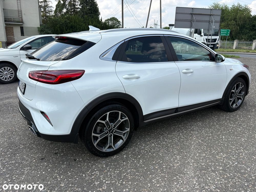 Kia XCeed 1.5 T-GDI M - 4