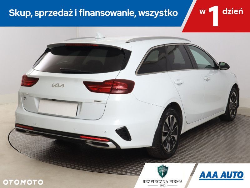 Kia Ceed - 7