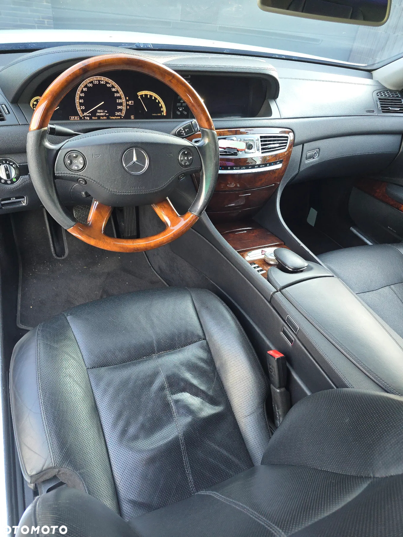 Mercedes-Benz CL - 9