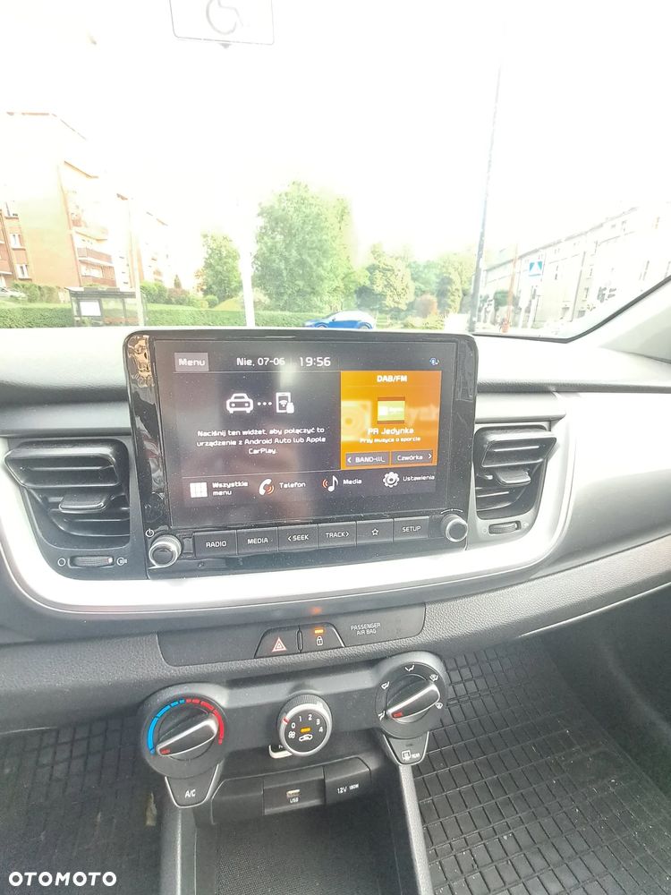 Kia Stonic 1.2 M - 6
