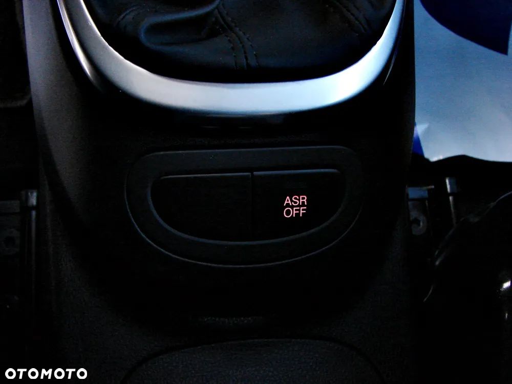 Fiat 500L 1.4 16V Lounge - 25