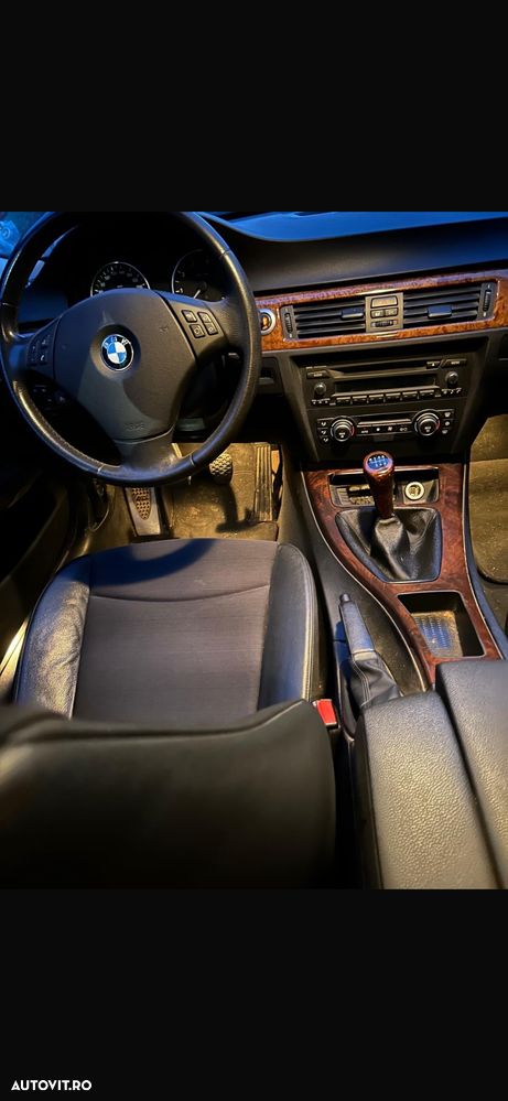 BMW Seria 3 318i - 6