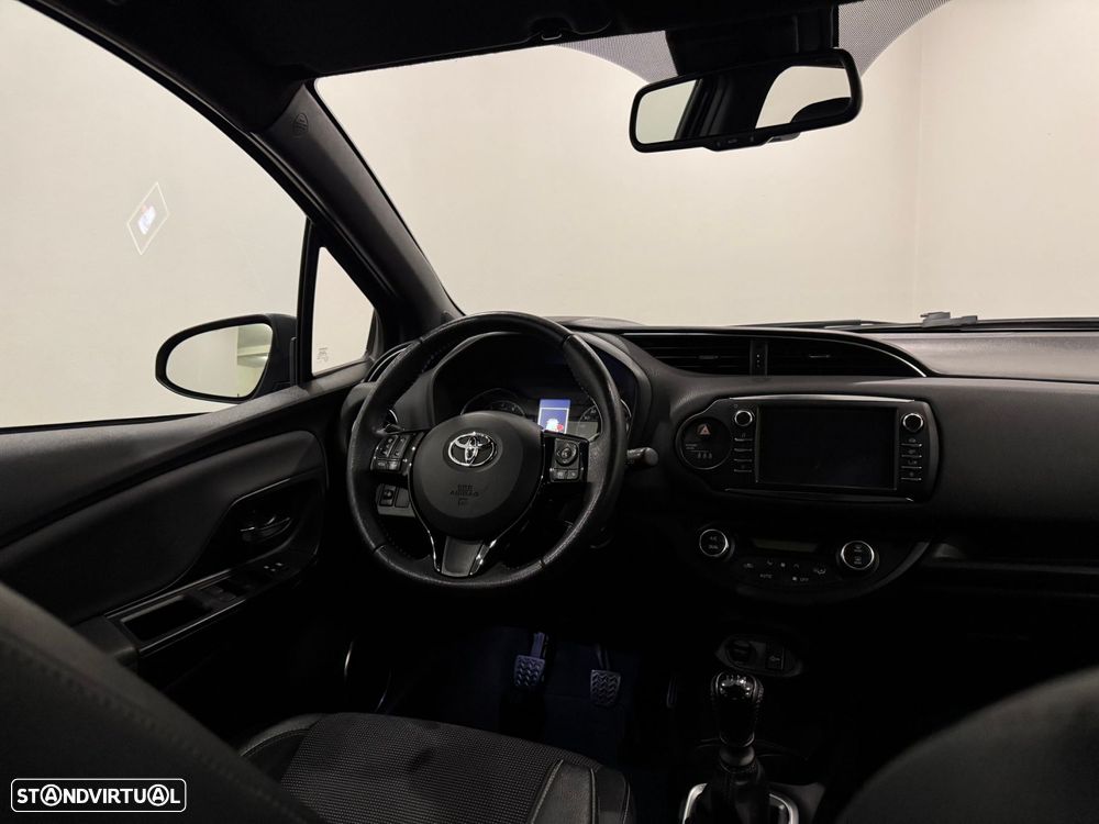 Toyota Yaris 1.5 VVT-i Comfort+P.Style - 29