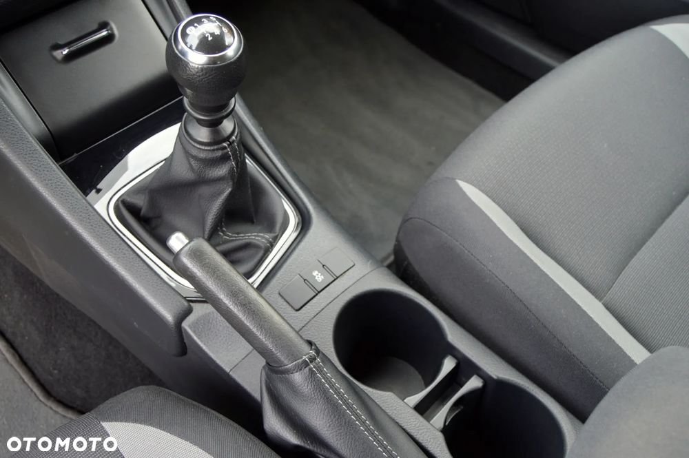 Toyota Auris 1.6 Active - 11