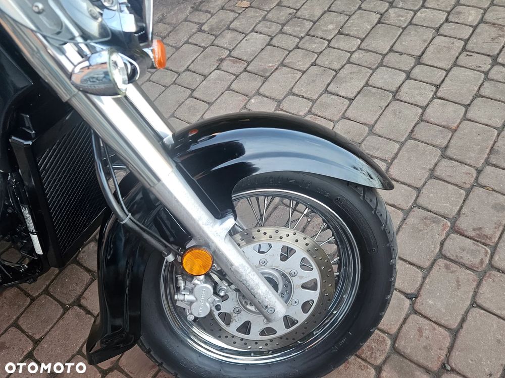 Suzuki VL 1500 Intruder LC - Boulevard C90 - 13