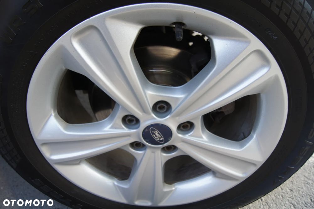 Ford Kuga 1.5 EcoBoost 2x4 Trend - 17