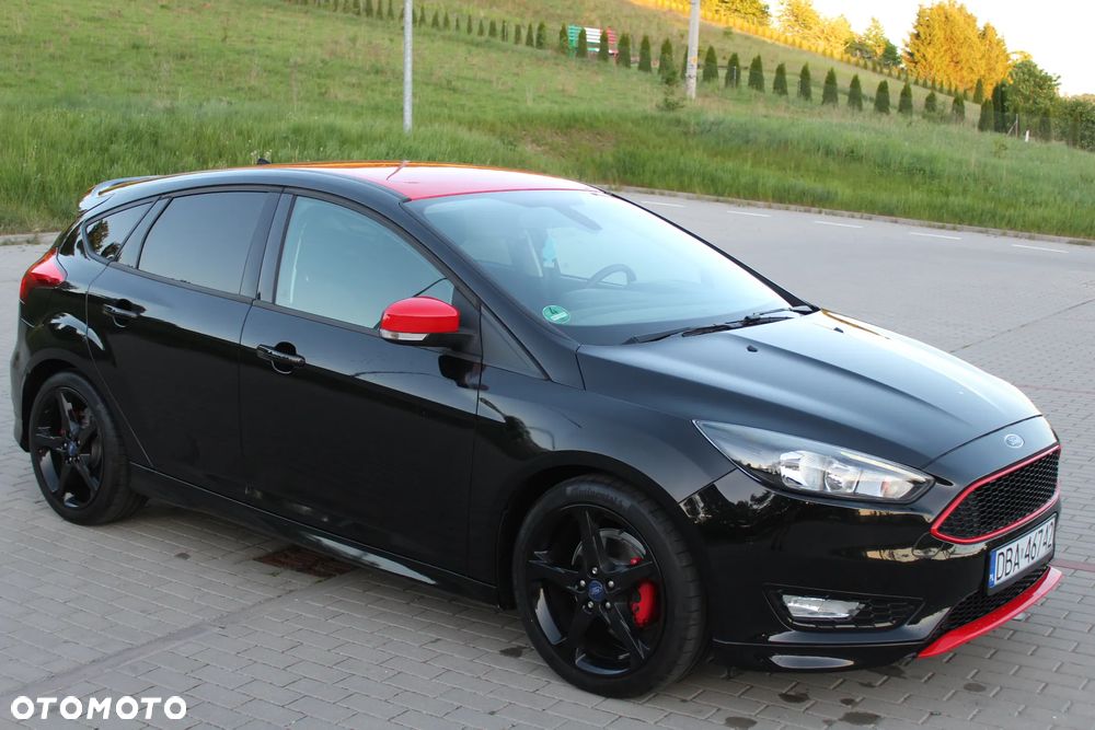 Ford Focus 1.0 EcoBoost Black Edition ASS - 2