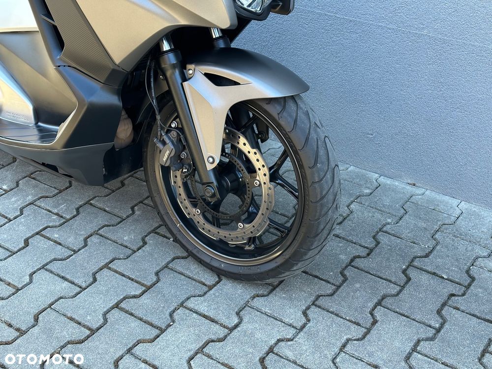 Honda NC - 22