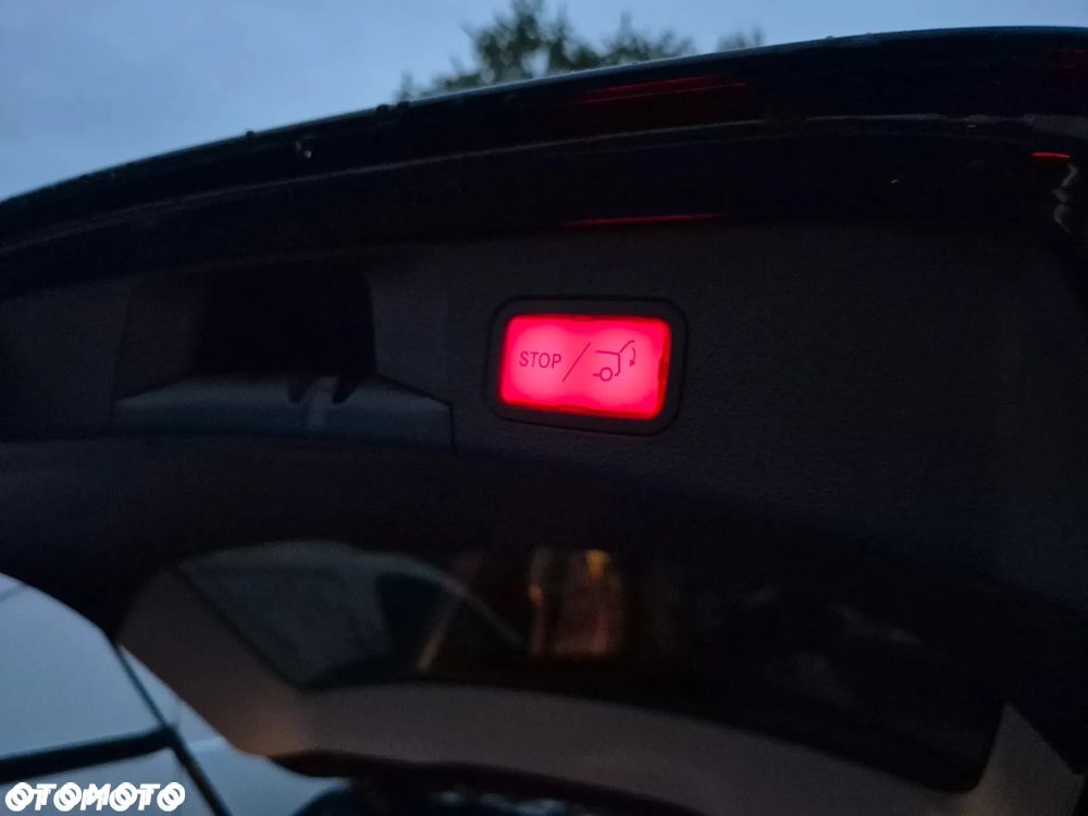 Mercedes-Benz Klasa C 180 d 9G-TRONIC - 25