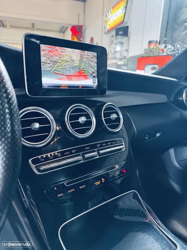 Mercedes-Benz C 300 BlueTEC Hybrid AMG Line - 35