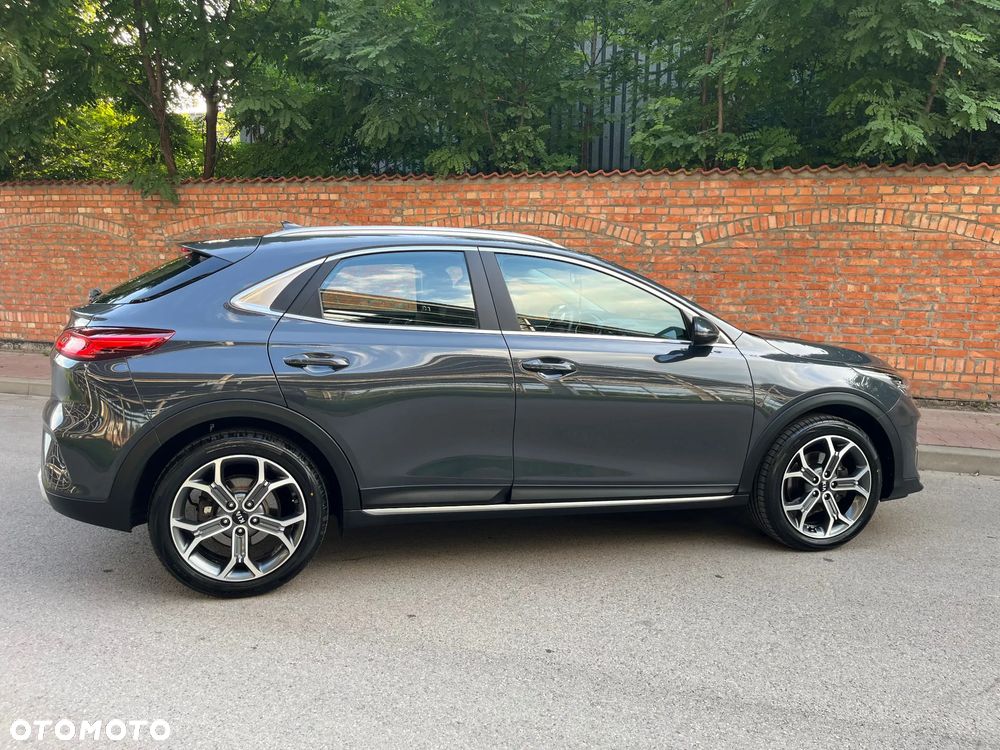 Kia XCeed 1.4 T-GDI L Business Line - 4