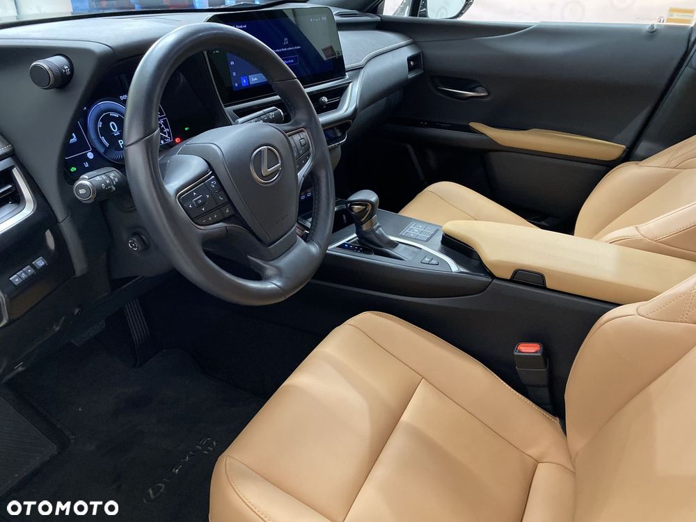 Lexus UX 250h GPF F Sport Design 2WD - 3