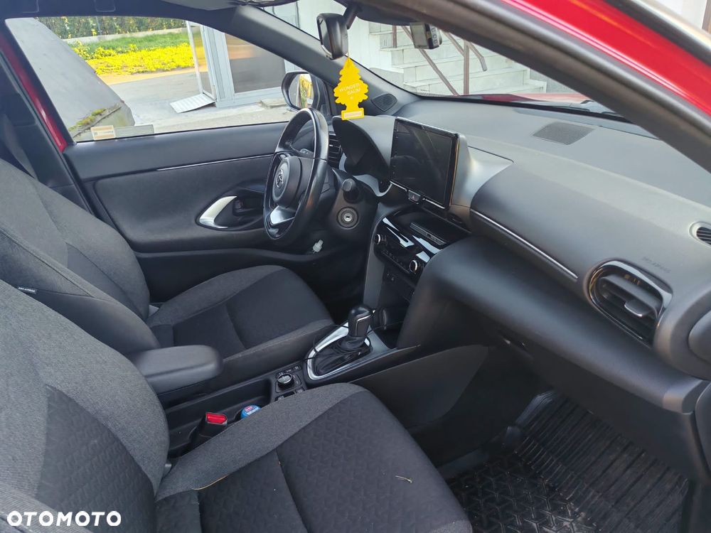 Toyota Yaris Cross - 16