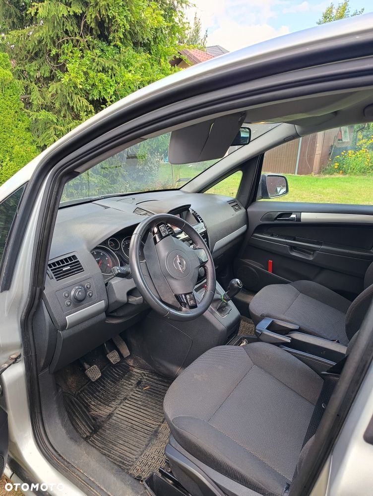 Opel Zafira - 5