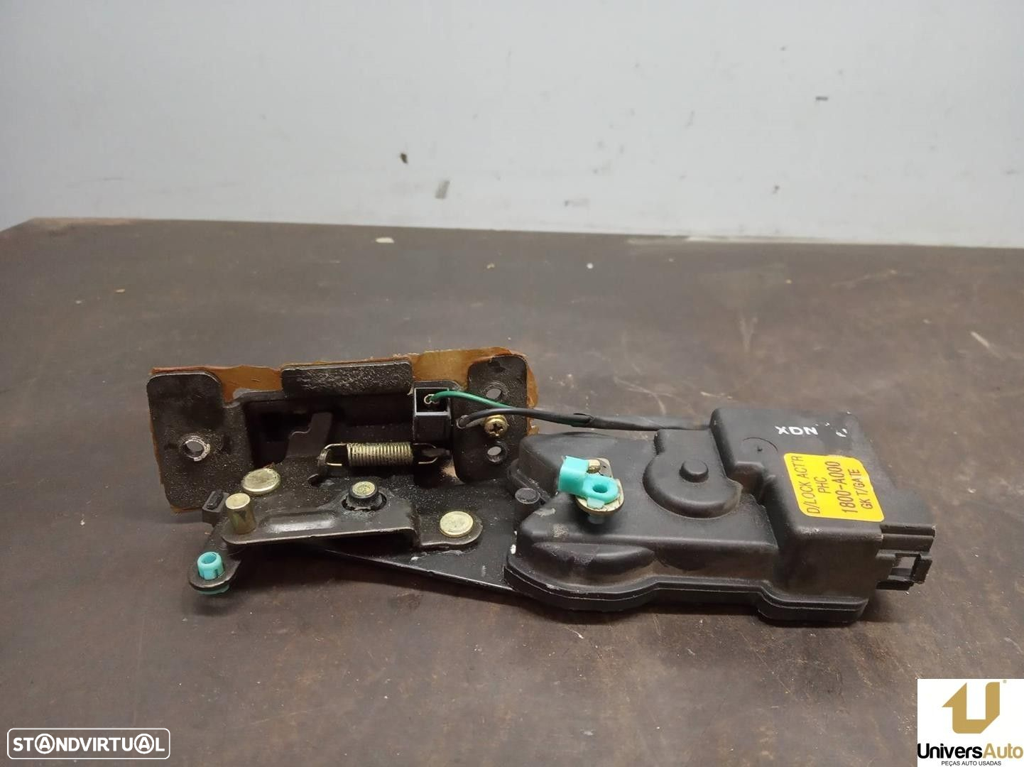 FECHADURA MALA / PORTA TRASEIRA HYUNDAI COUPE 2004 -1800A000 - 4