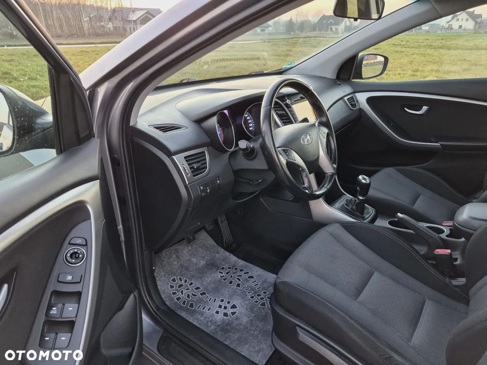 Hyundai i30 1.4 Premium - 23