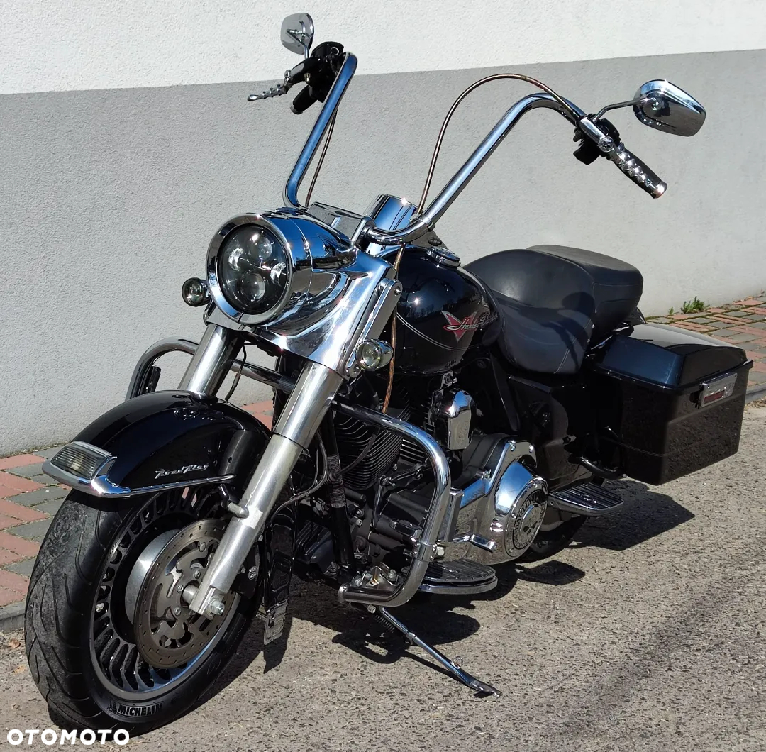 Harley-Davidson Touring Road King - 10