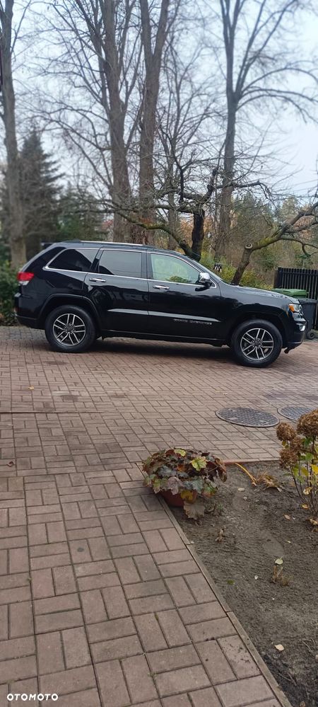 Jeep Grand Cherokee - 18