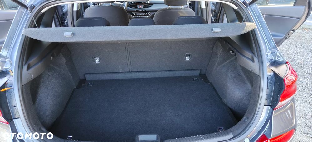 Hyundai i30 1.4 Trend - 14