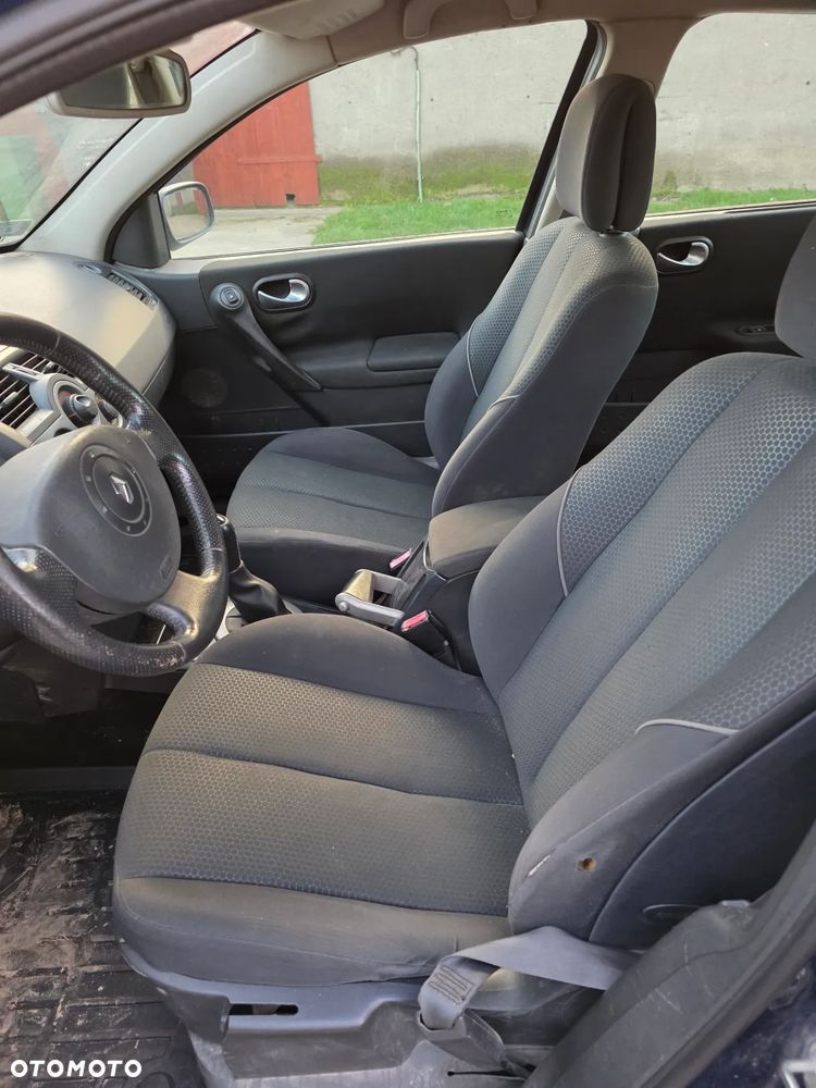 Renault Megane 1.5 dCi Confort Authentique - 9