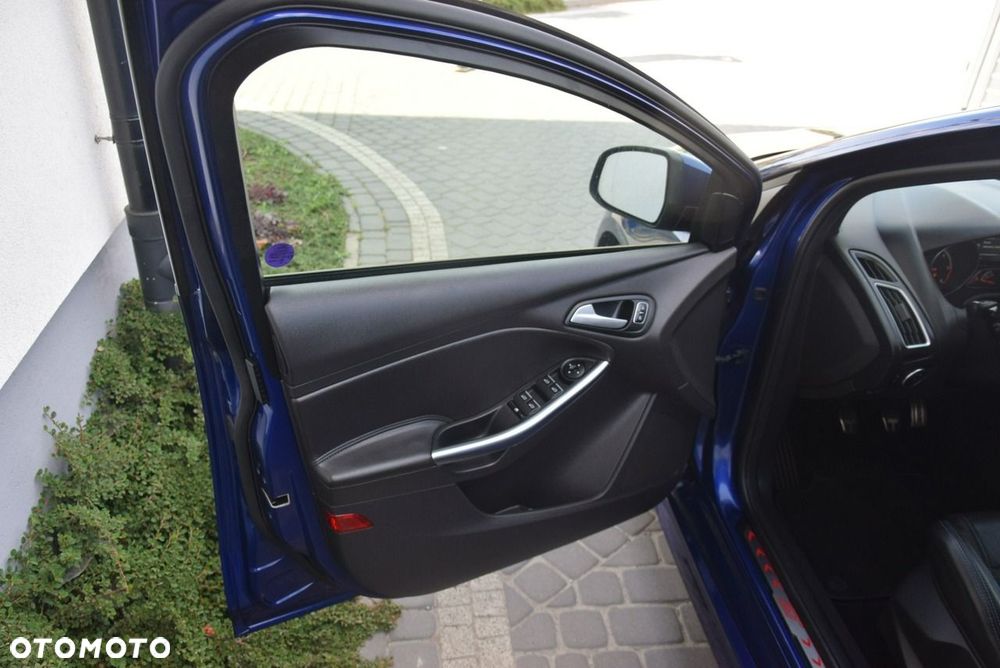 Ford Focus 2.0 TDCi ST - 22