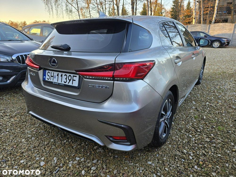 Lexus CT - 39