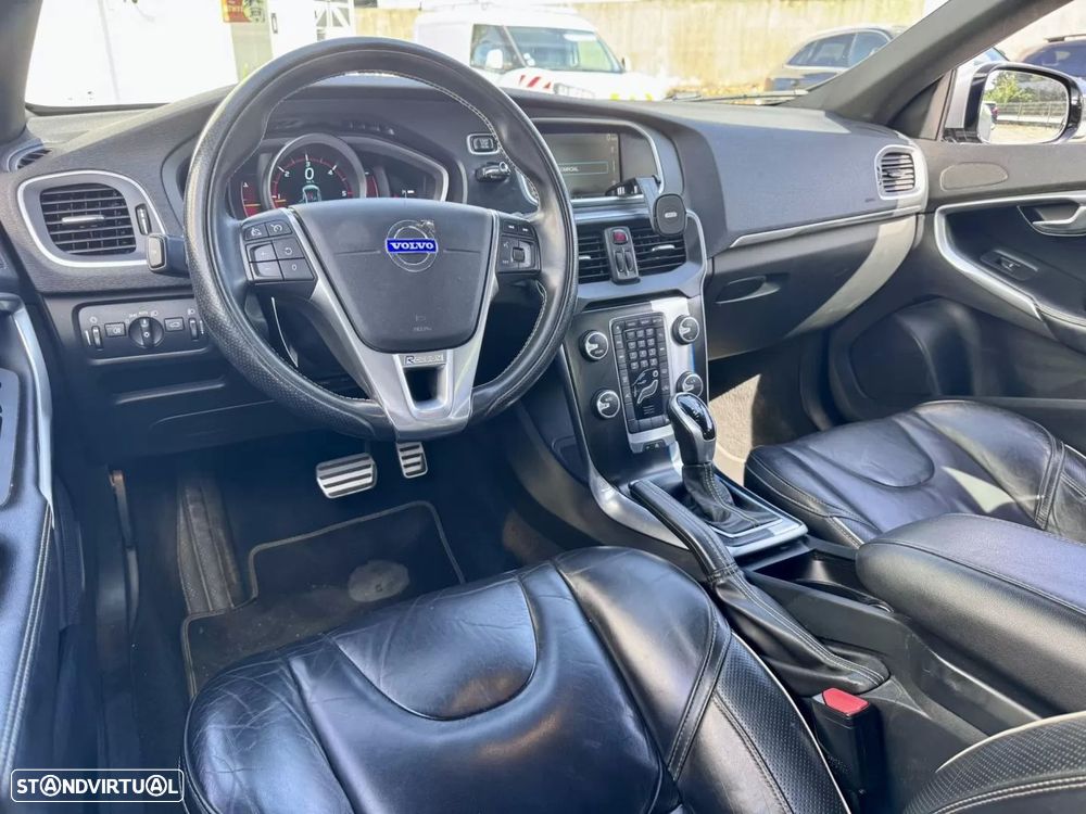 Volvo V40 1.6 D2 R-Design Powershift - 21
