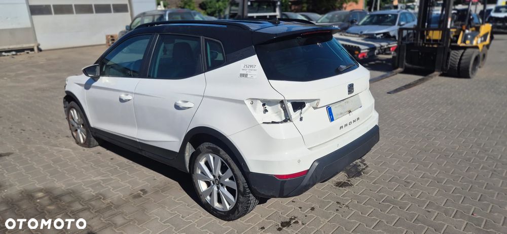 Seat Arona - 4