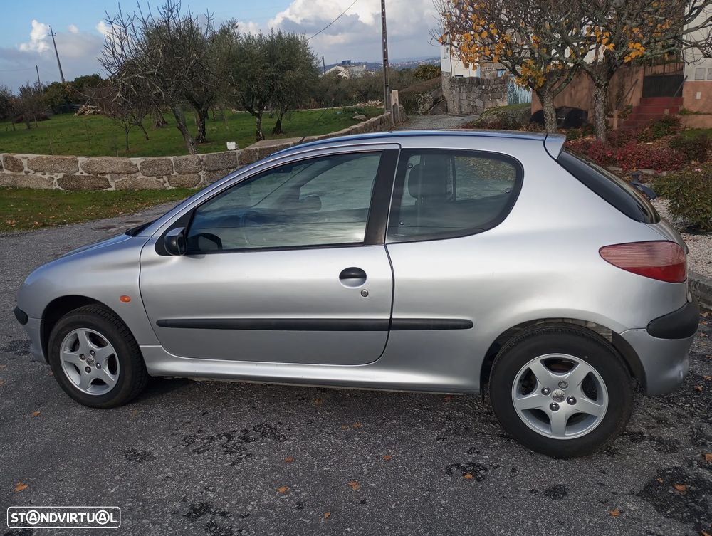 Peugeot 206 - 6