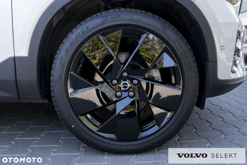 Volvo XC 40 - 24