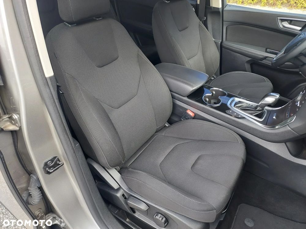Ford S-Max 2.0 TDCi Titanium PowerShift - 24