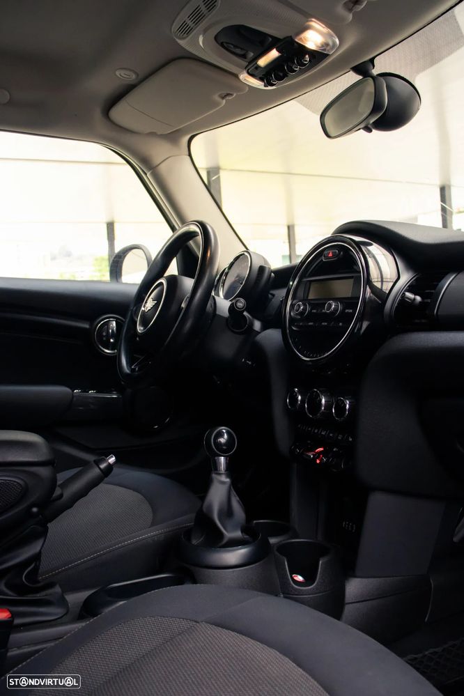 MINI 5 Portas Cooper D Seven - 13