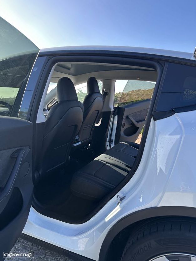 Tesla Model Y Long Range Tração Integral - 12