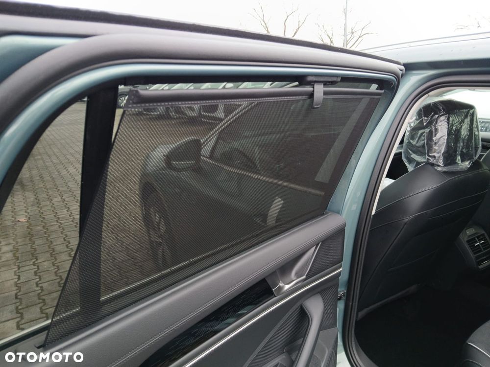 Volkswagen Passat - 12