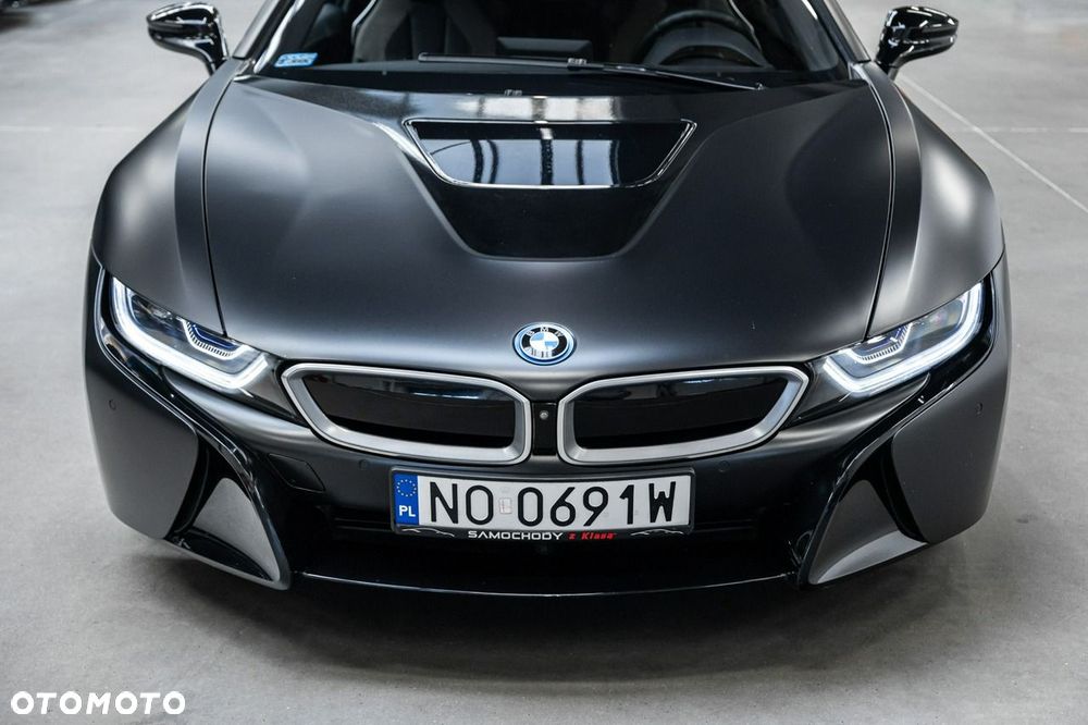 BMW i8 - 12