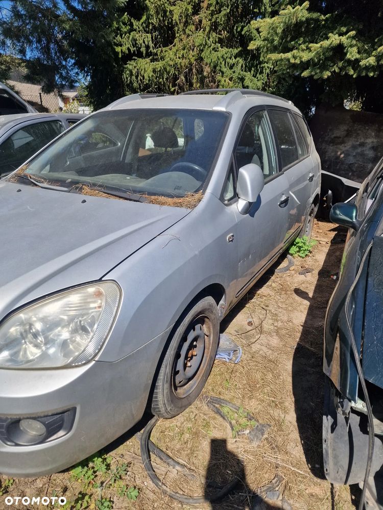 Kia carens 2006r 2.0 crdi R81S manual 6b U20J lakier 7s na części - 2